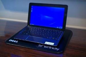 Fig. 1. Dell’s 2-in-1 Latitude computer is wirelessly charged using a highly resonant magnetic power-transmitting unit (PTU) based on the AirFuel standard.